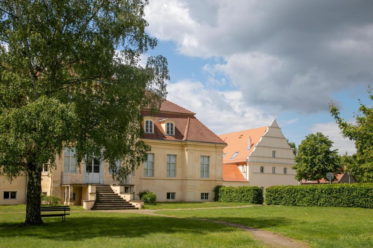 Gaestehaus Reckahn Der Rochow Akademie Buitenkant foto