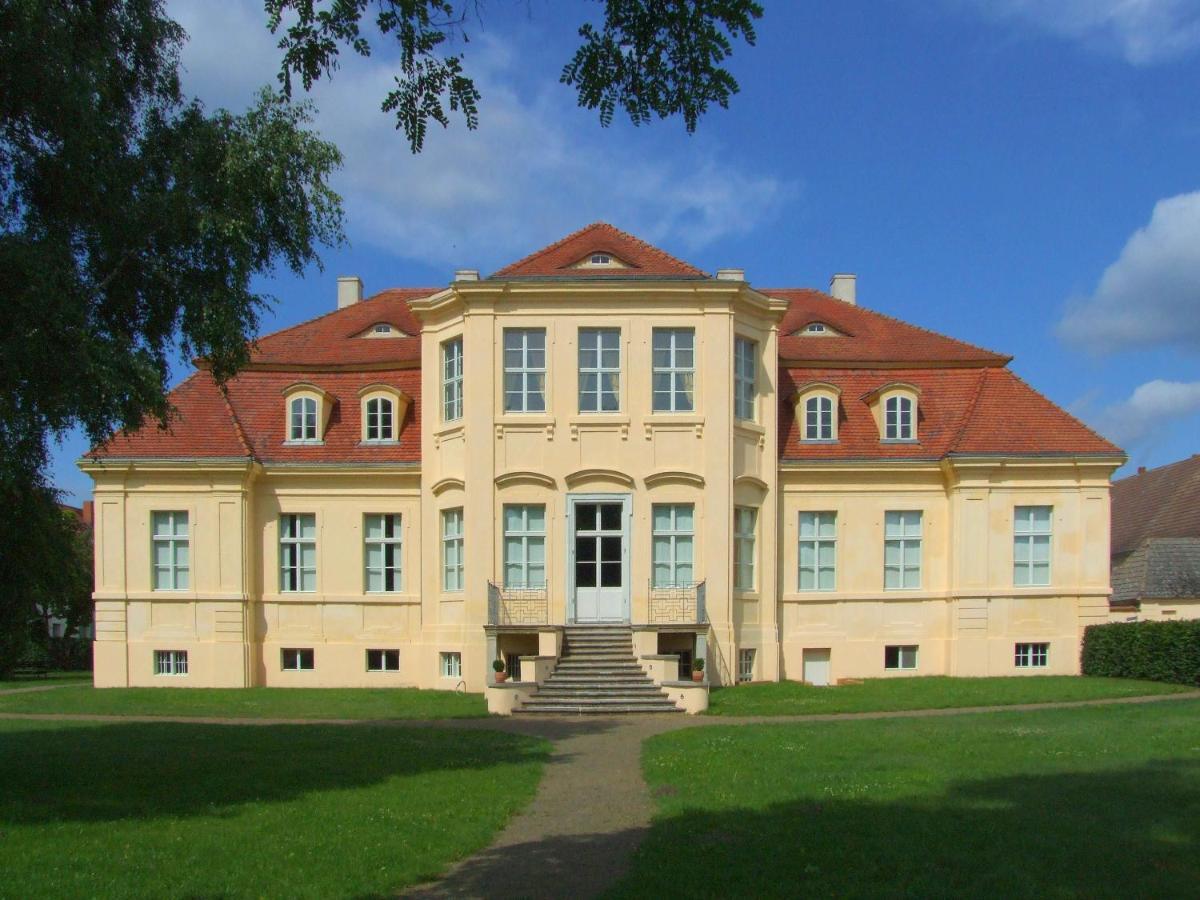Gaestehaus Reckahn Der Rochow Akademie Buitenkant foto